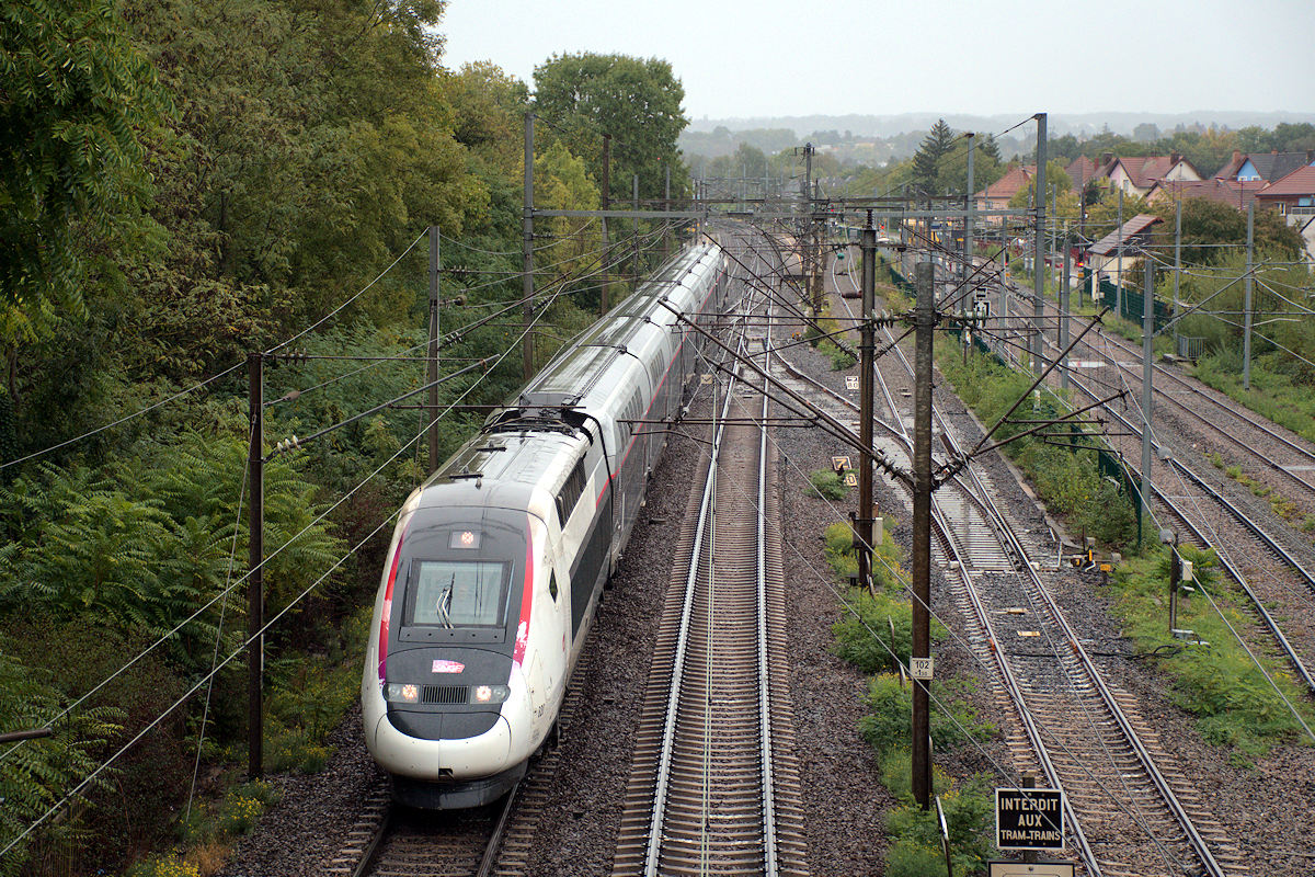 TGV 820 • TGV INOUI 9898 MONTPELLIER-SAINT-ROCH > LUXEMBOURG