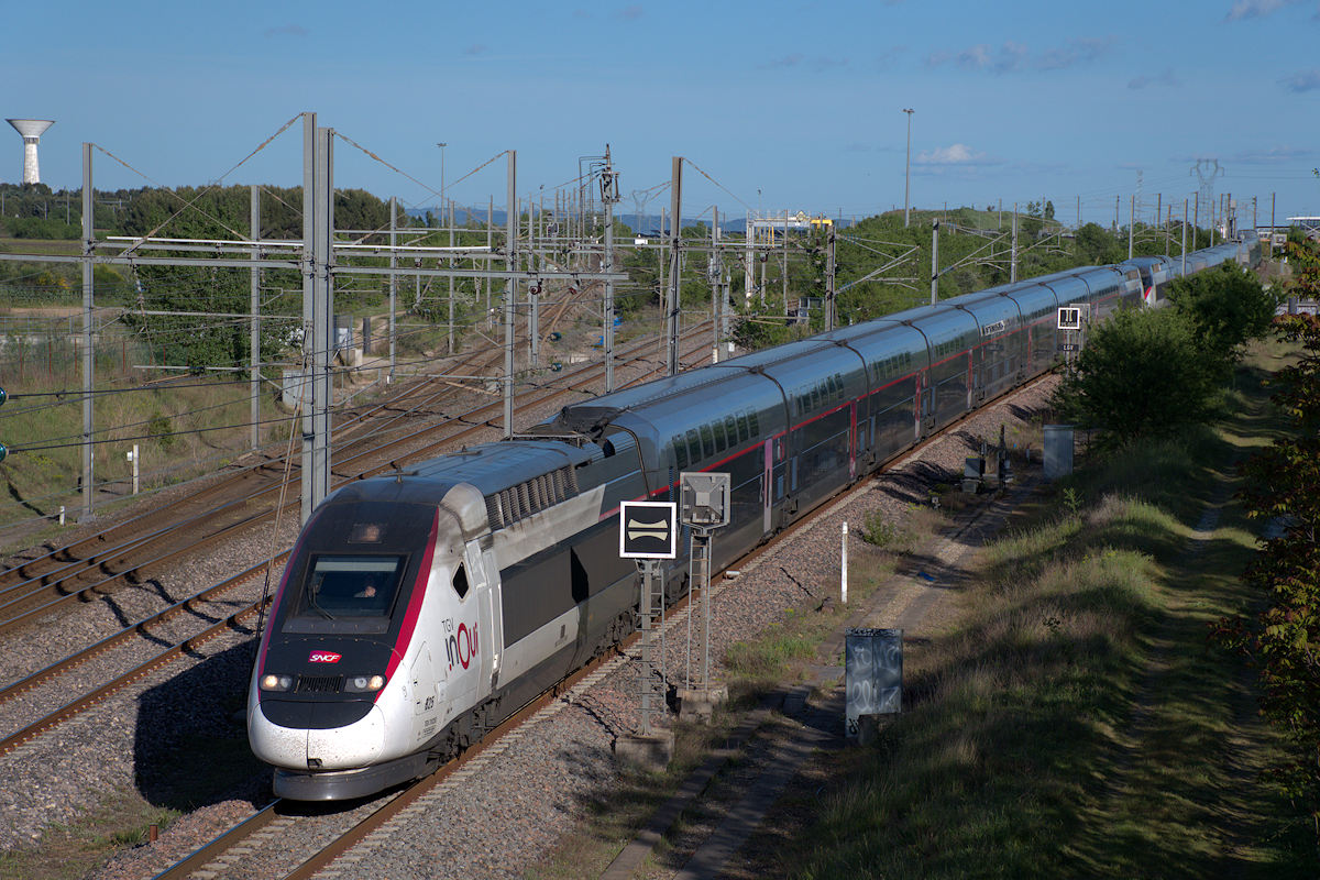 TGV 835