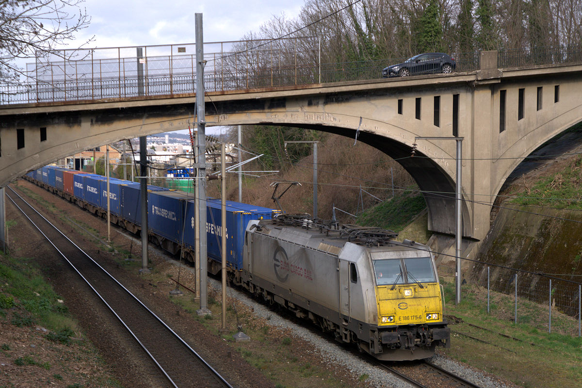 E 186 175-6 ECR (DB CARGO)