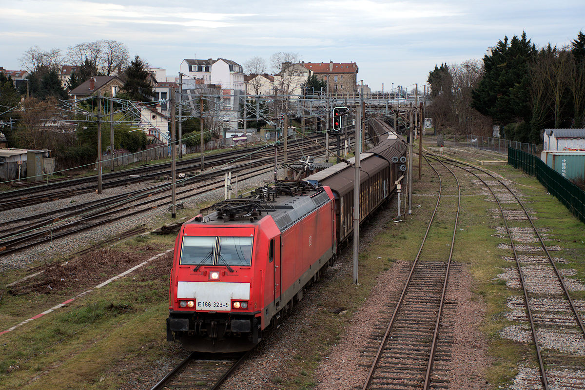 E 186 329-9 DB CARGO