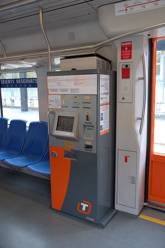 TRAM ALICANTE • DISTRIBUTEUR DE TITRES DE TRANSPORT