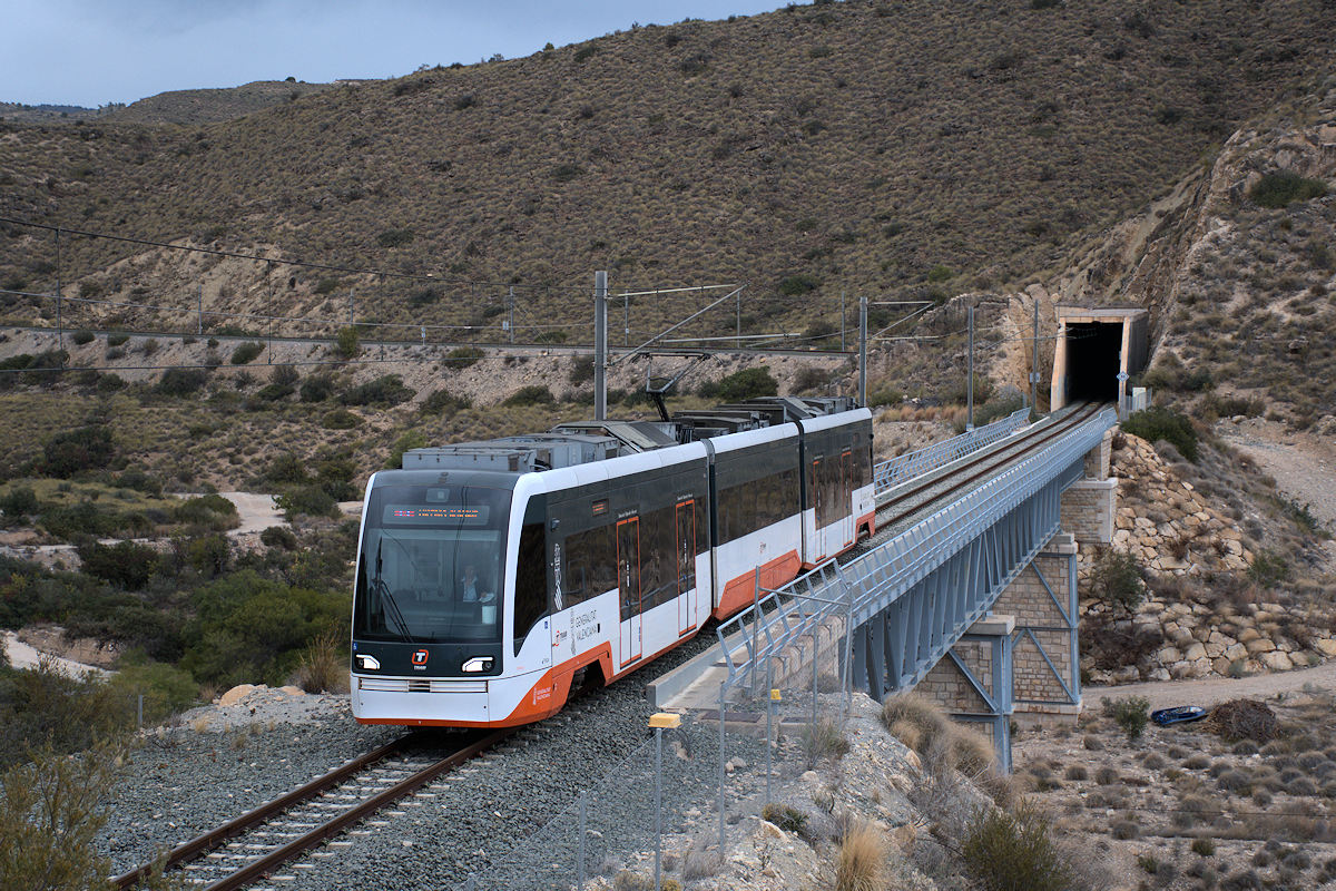 SÉRIE 5000 FGV • BIMODE • STADLER RAIL ALBUIXECH (2019) • 5003 « MONTGÓ »