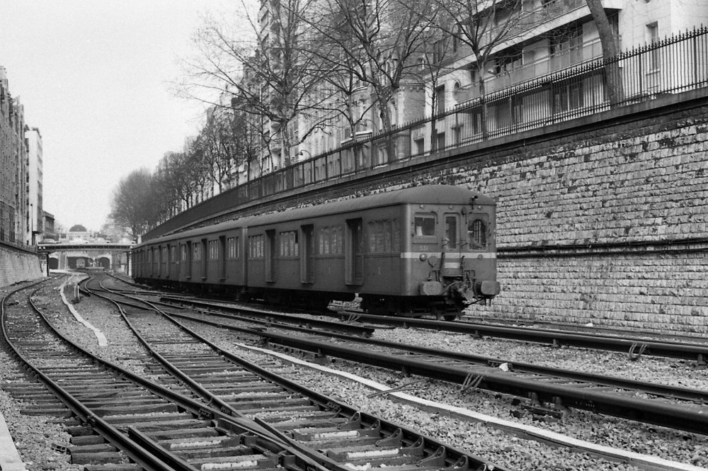 NEUILLY-PORTE MAILLOT