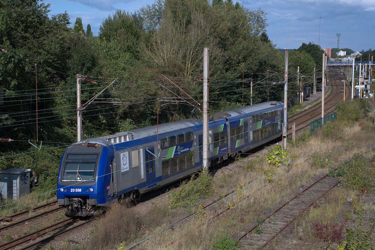 Z 23558 HAUTS-DE-FRANCE • TER P60 841512 JEUMONT > VALENCIENNES