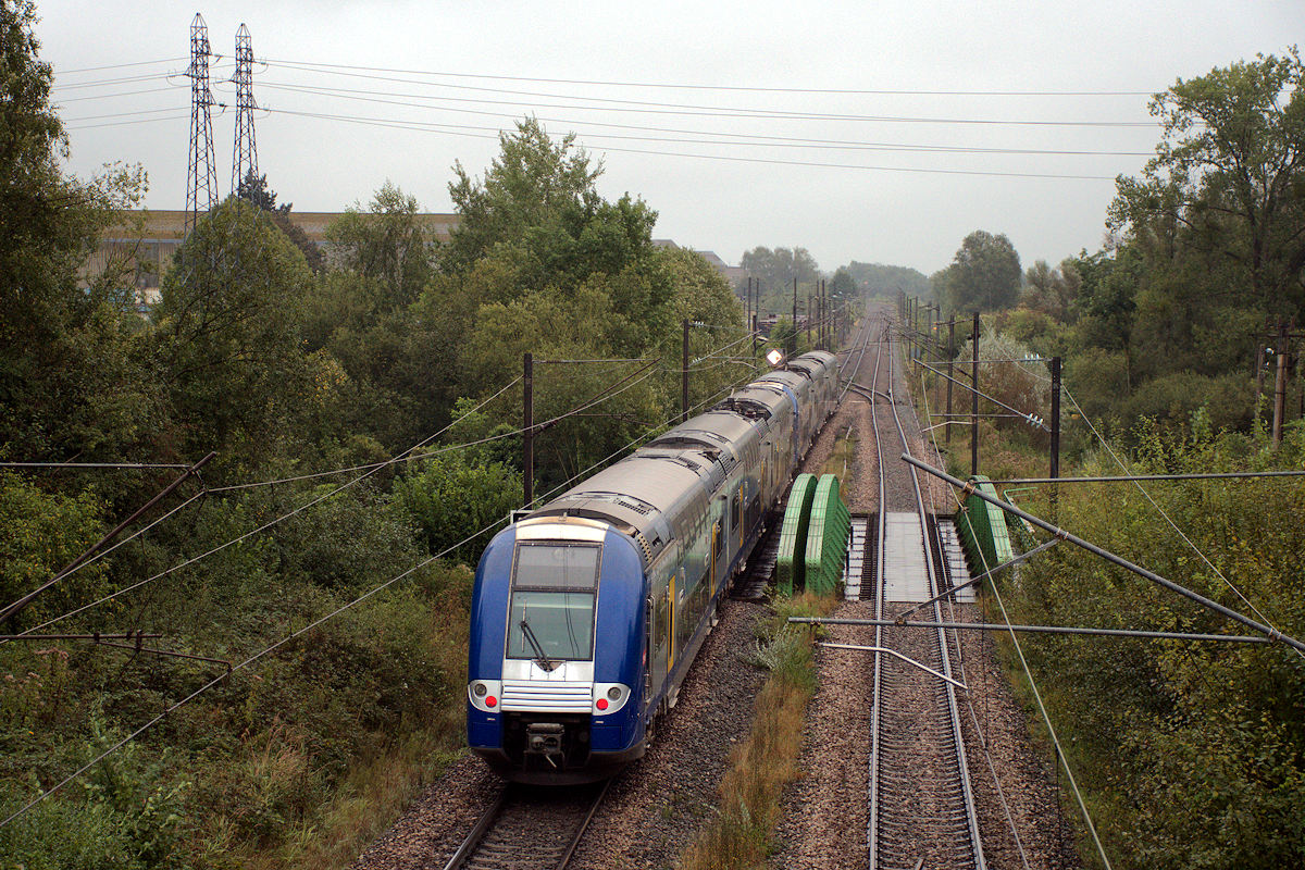 Z 24500 HAUTS-DE-FRANCE • TER K61 841917 LILLE-FLANDRES > CHARLEVILLE-MÉZIÈRES
