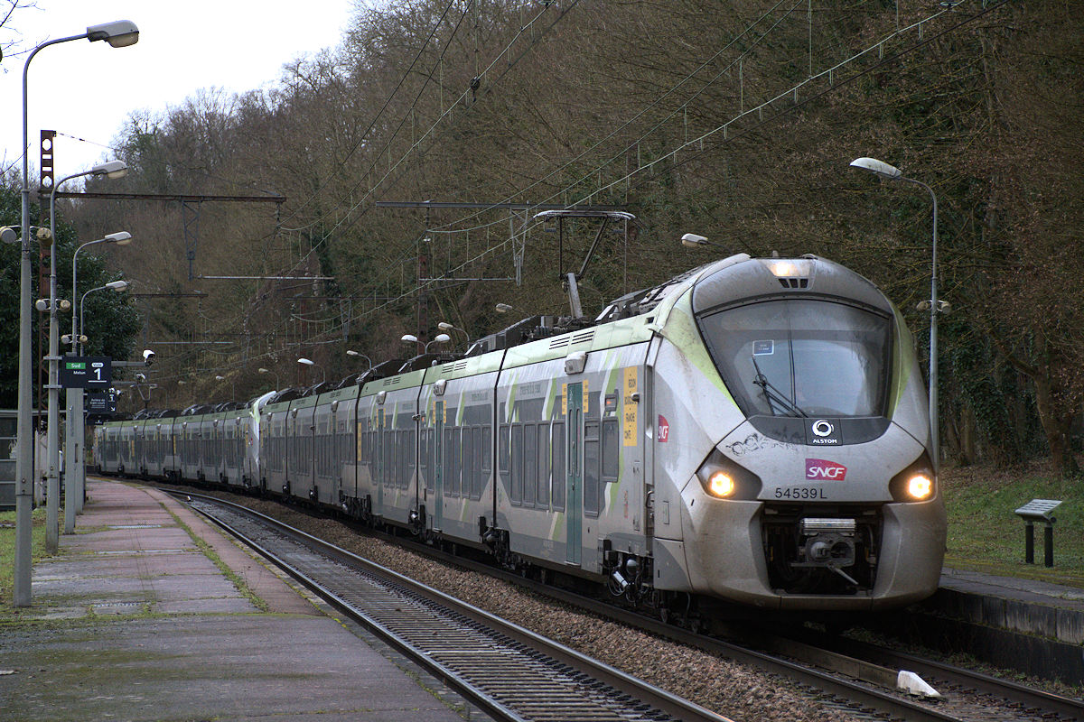 Z 54539/Z 54540 L BOURGOGNE-FRANCHE-COMTÉ
