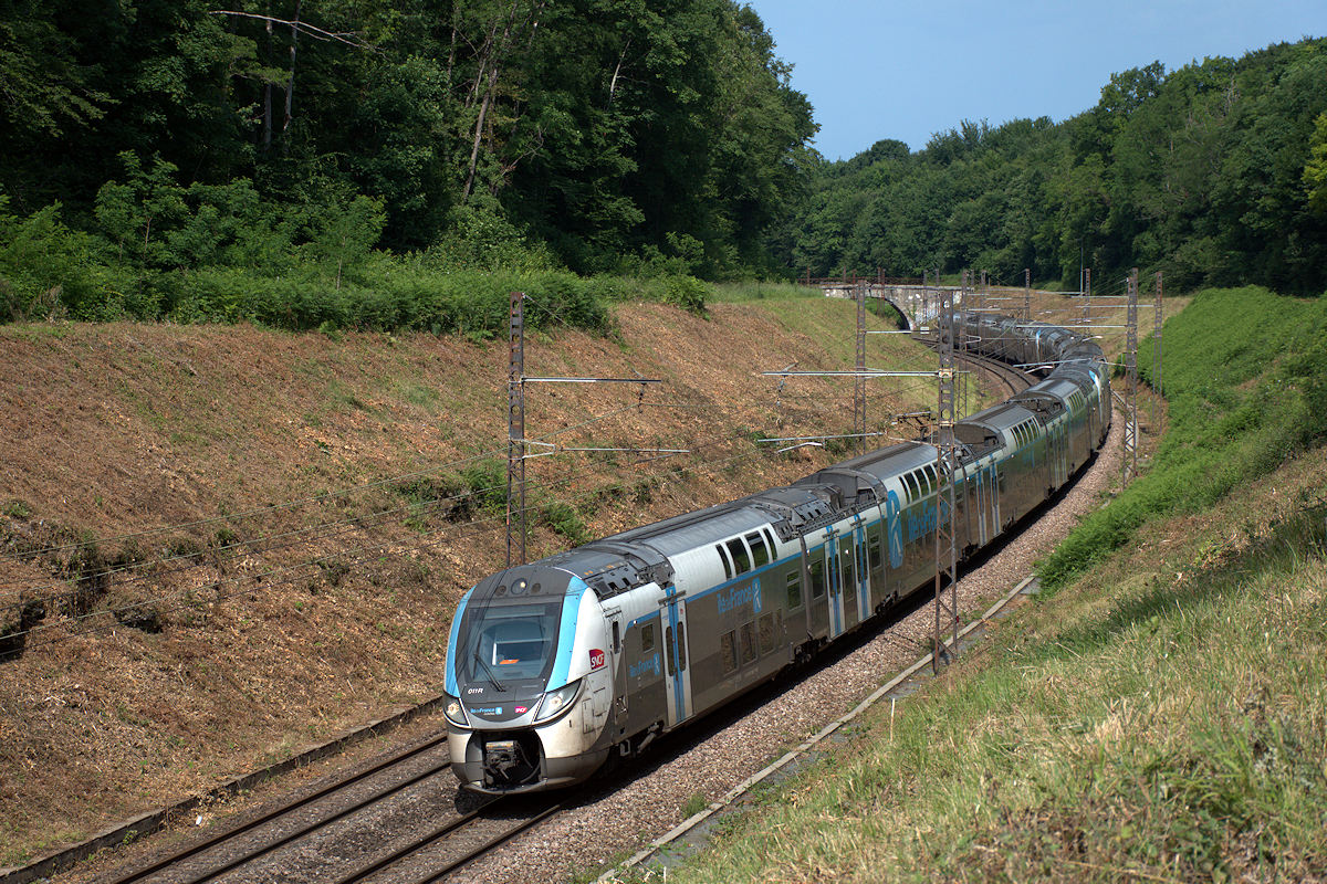Z 57021/Z 57022 ÎLE-DE-FRANCE • RAME 011R