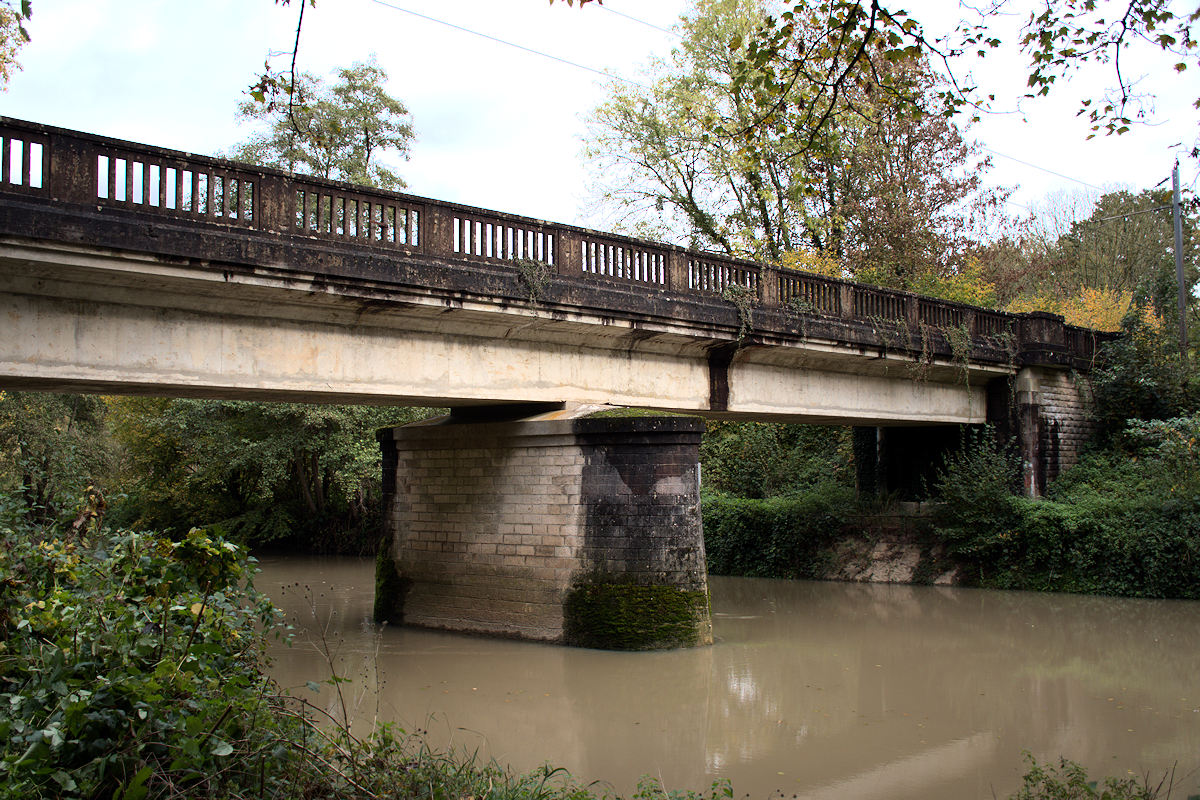 COUILLY-SAINT-GERMAIN-QUINCY • PONT SUR LE GRAND MORIN